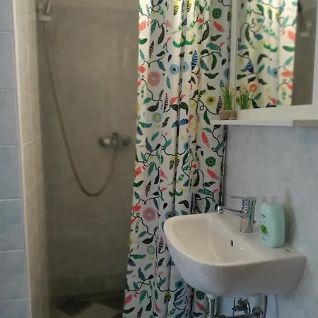 Apartma Postaja 33 Zgornje Skofije