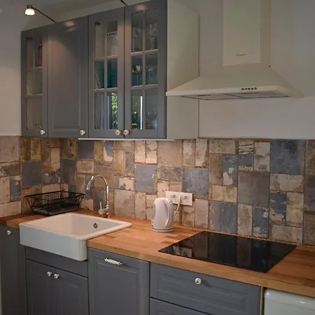 Postaja 33 Apartma